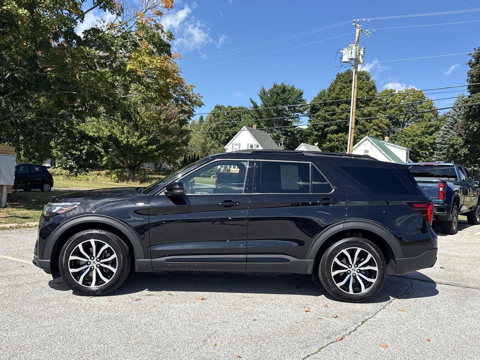 Used 2026 Ford Explorer ST-Line AWD/4WD image 4