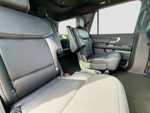 New 2026 Ford Expedition Platinum w/ Stealth Appearance Package AWD/4WD image 39
