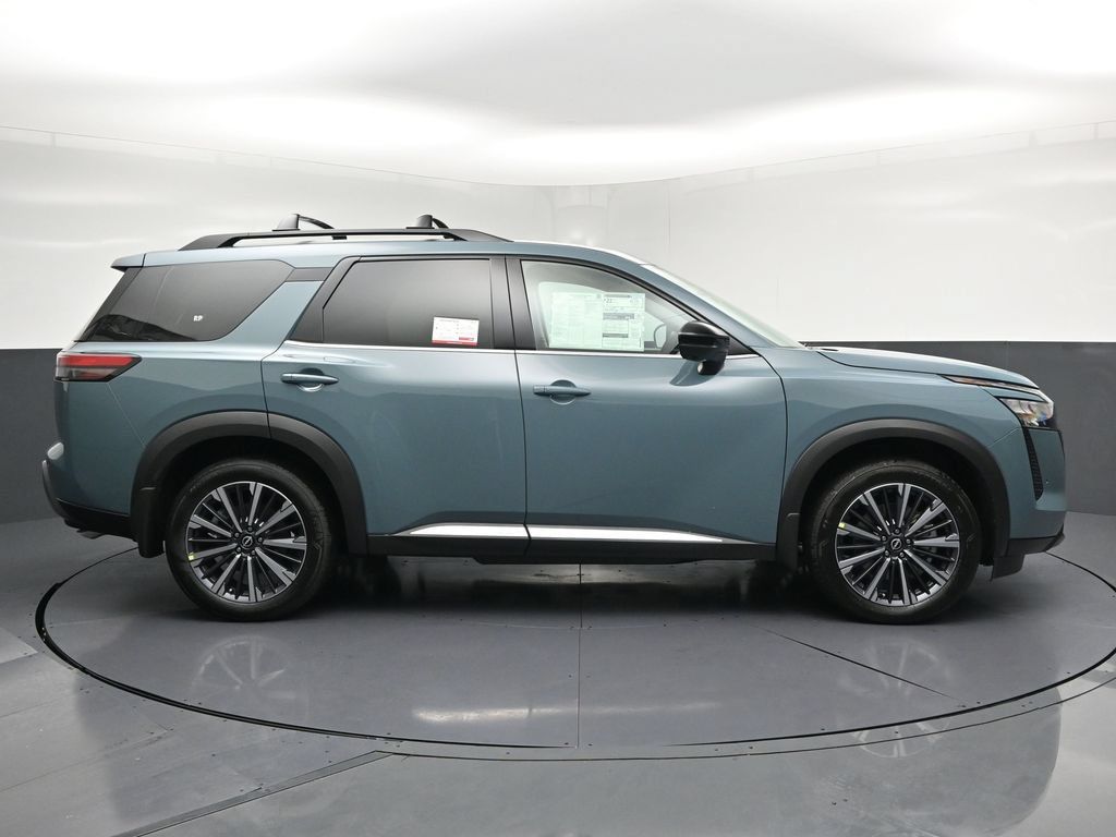 New 2026 Nissan Pathfinder Platinum w/ Accent Package AWD/4WD image 28