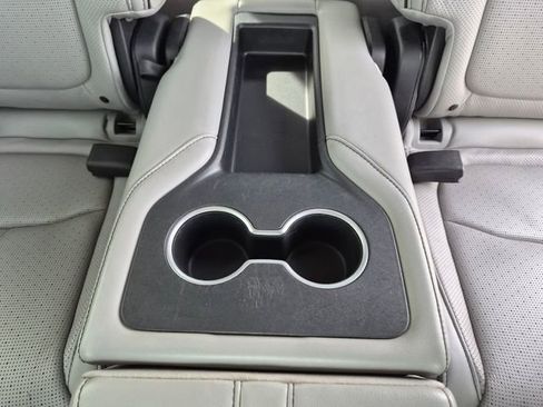 Used 2023 Honda Pilot Elite image 51
