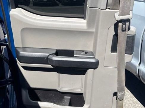 Used 2018 Ford F150 XL w/ Equipment Group 101A Mid AWD/4WD image 6