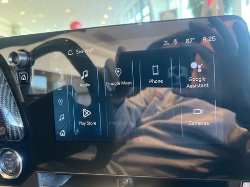 Used 2025 Chevrolet Corvette Z06 image 10