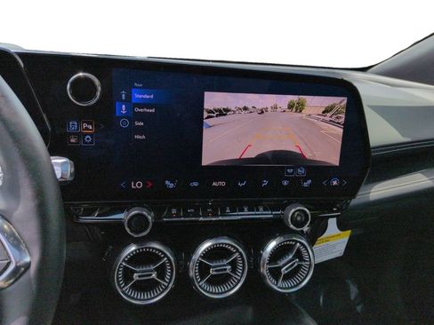 Used 2024 Chevrolet Blazer EV LT AWD/4WD image 16