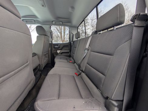 Used 2018 Chevrolet Silverado 1500 LT w/ All Star Edition image 33