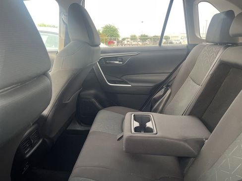 Used 2024 Toyota RAV4 XLE FWD image 9
