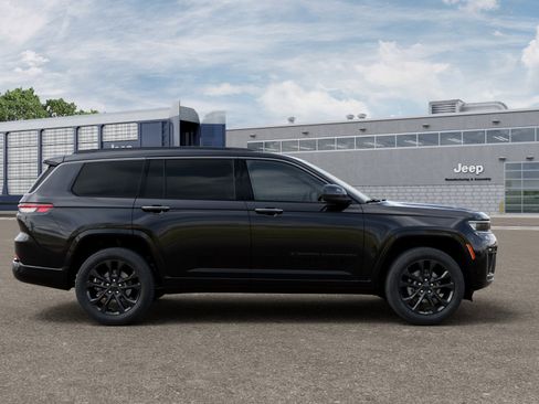 New 2026 Jeep Grand Cherokee L Limited AWD/4WD image 48