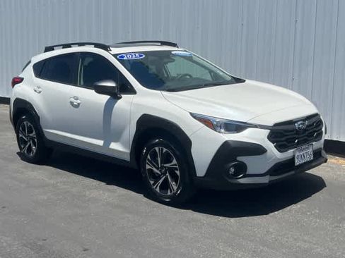 Used 2025 Subaru Crosstrek 2.5i Premium AWD/4WD image 8
