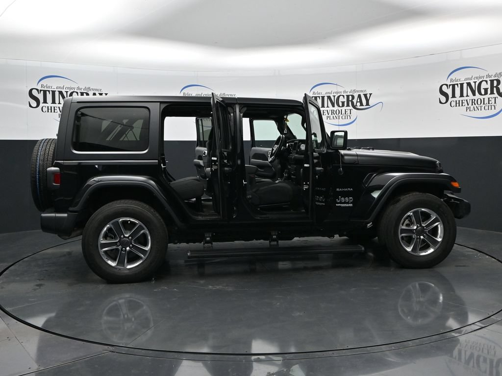 Used 2021 Jeep Wrangler Unlimited Sahara AWD/4WD image 39