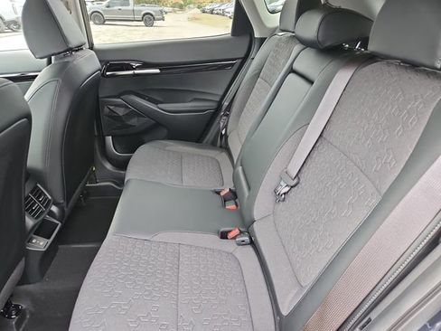 New 2026 Kia Seltos S FWD image 11