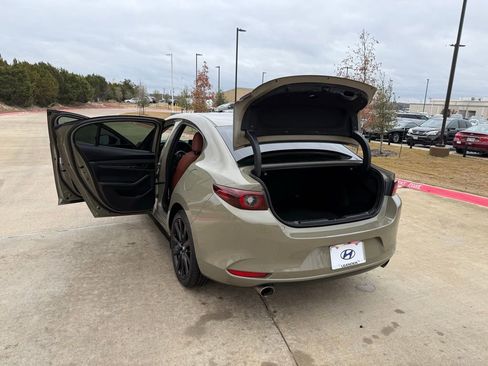 Used 2025 MAZDA MAZDA3 s image 23