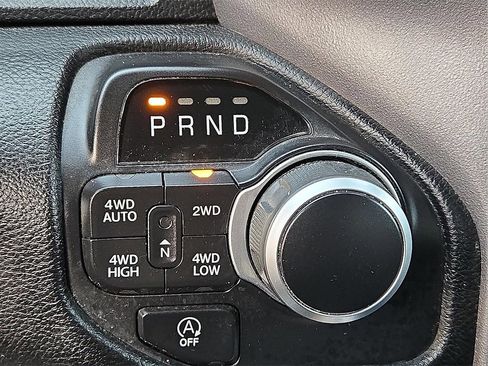 Used 2021 RAM 1500 Big Horn image 15