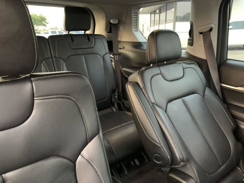 Used 2021 Jeep Grand Cherokee L Limited image 14