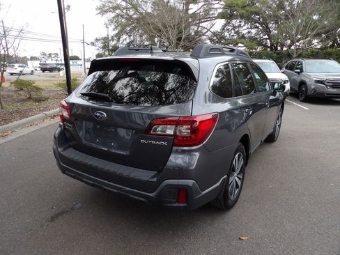 Used 2018 Subaru Outback 2.5i Limited image 5