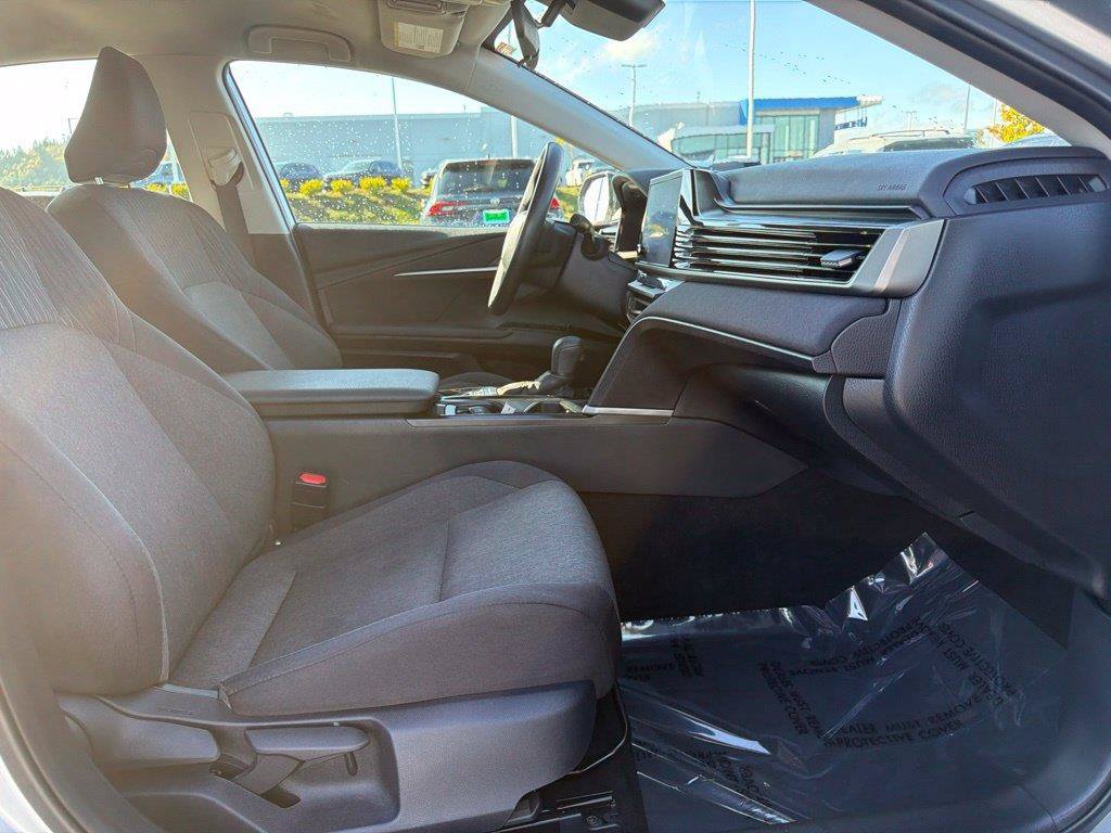 Used 2025 Toyota Camry LE FWD image 25