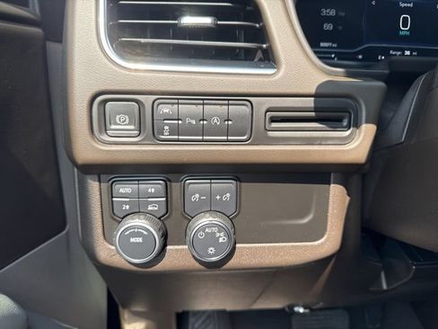 Used 2023 Chevrolet Tahoe LT AWD/4WD image 24