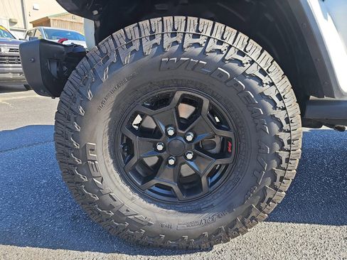 Used 2020 Jeep Gladiator Rubicon image 32