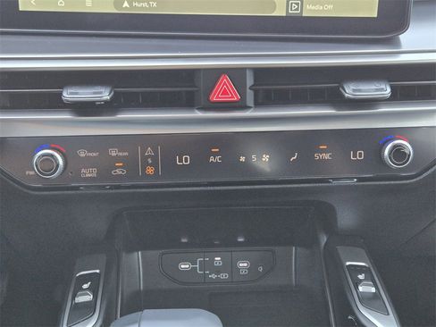 New 2026 Kia Sorento EX image 14