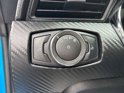 Used 2017 Ford Mustang Coupe image 36