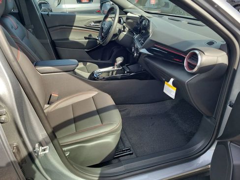 New 2026 Chevrolet Trax RS w/ Driver Confidence Package image 14