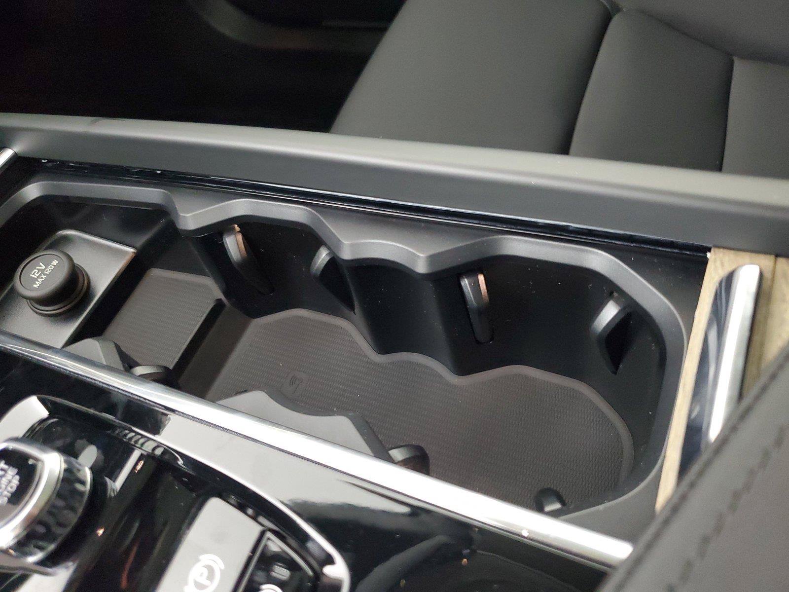 New 2027 Volvo XC60 B5 Core AWD/4WD image 31