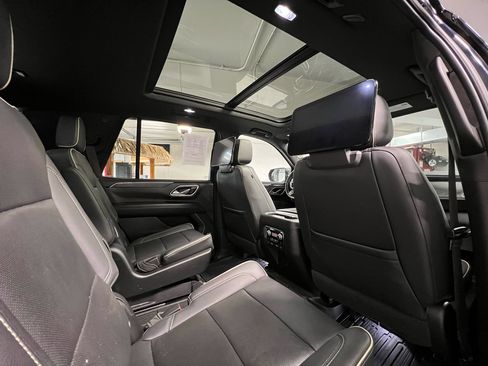 Used 2021 GMC Yukon SLT w/ SLT Luxury Plus Package image 18