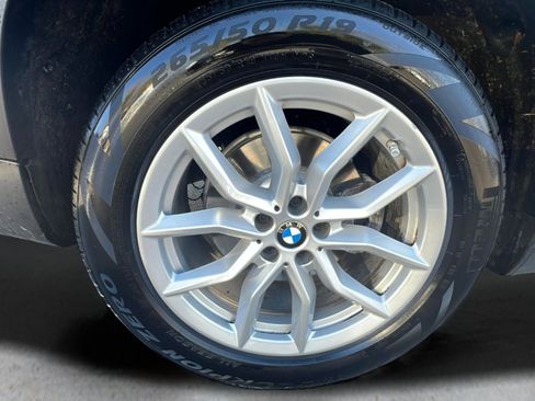 Used 2022 BMW X5 xDrive40i w/ Premium Package image 24