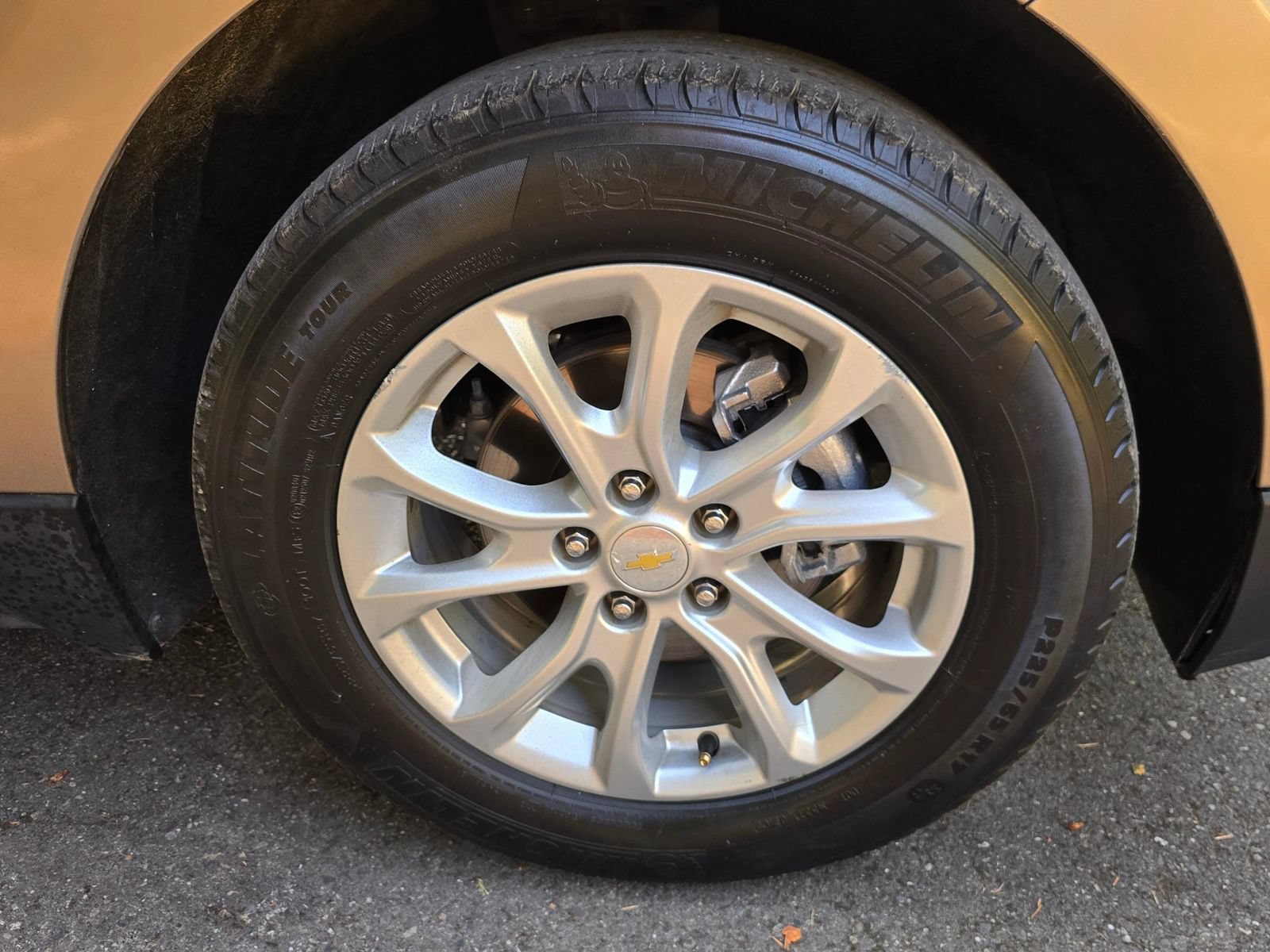 Used 2018 Chevrolet Equinox LT AWD/4WD image 10