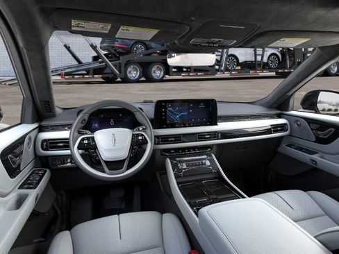 New 2026 Lincoln Aviator Black Label w/ Dynamic Handling Package AWD/4WD image 9