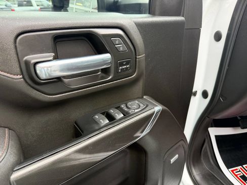 Used 2023 GMC Sierra 2500 AT4 w/ AT4 Premium Plus Package AWD/4WD image 19