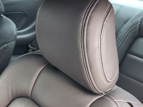 Used 2025 Ford Mustang Coupe image 14