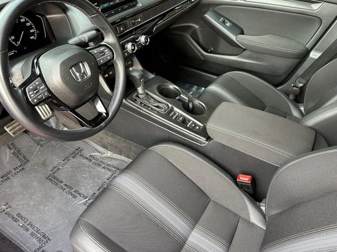 Used 2025 Honda Civic Sport image 10