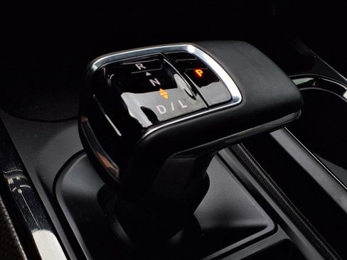 Used 2023 Chevrolet Silverado 1500 ZR2 w/ Technology Package image 22