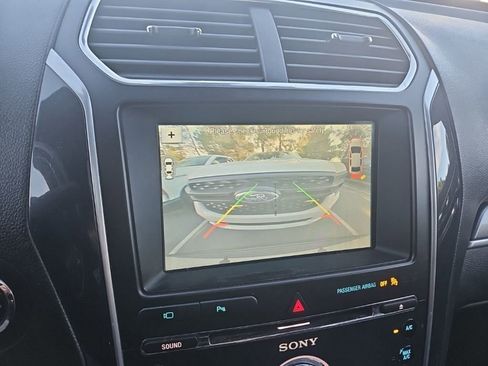 Used 2018 Ford Explorer Sport w/ Equipment Group 401A AWD/4WD image 7