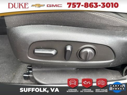 Used 2023 GMC Acadia SLE w/ Driver Convenience Package image 22