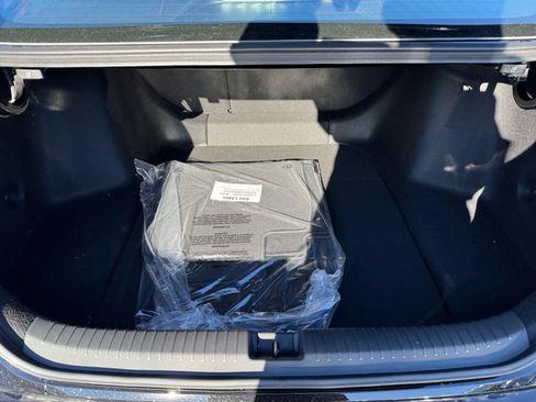 New 2025 Honda Accord EX-L image 4