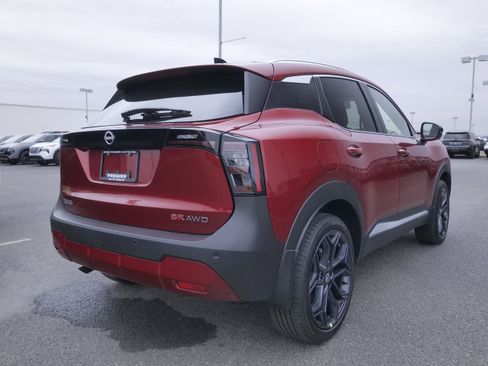 New 2026 Nissan Kicks SR w/ SR Premium Package image 8