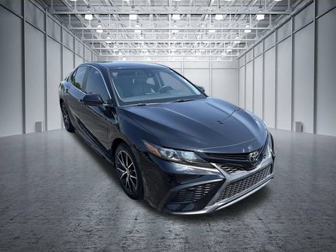 Certified 2021 Toyota Camry SE FWD image 7