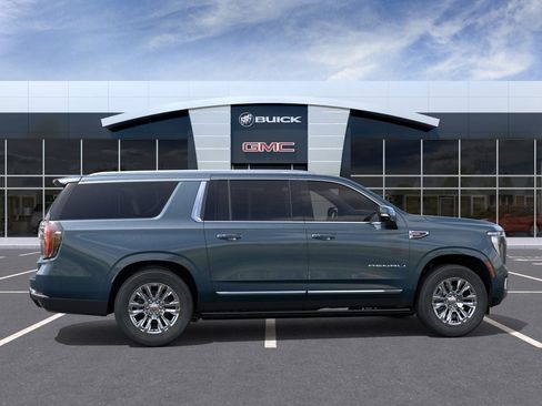 New 2026 GMC Yukon XL Denali w/ Sun & Power Step Package image 5