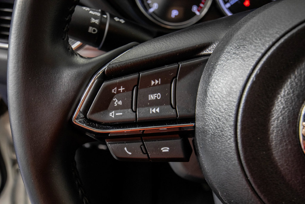 Used 2020 MAZDA CX-5 Touring FWD image 22