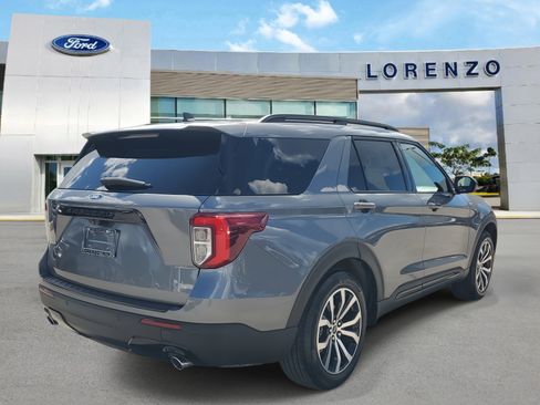 Used 2022 Ford Explorer ST-Line image 5