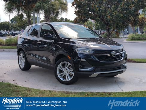 Used 2020 Buick Encore GX Preferred w/ Cold Weather Comfort Package FWD image 1