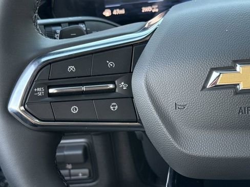 New 2026 Chevrolet Suburban High Country image 13