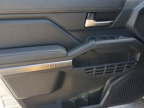New 2026 Toyota Tacoma TRD Off-Road AWD/4WD image 18
