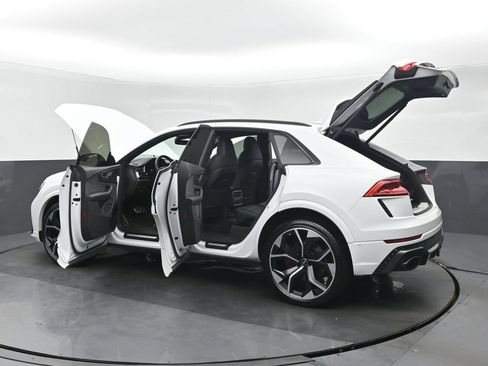 Used 2023 Audi RS Q8 AWD/4WD image 42