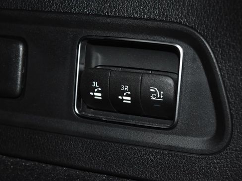 Certified 2024 Mercedes-Benz GLS 450 4MATIC image 34
