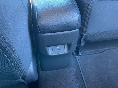 Used 2025 Nissan Versa SV image 25