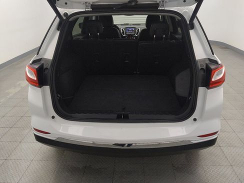 Used 2020 Chevrolet Equinox LT w/ Driver Convenience Package FWD image 29