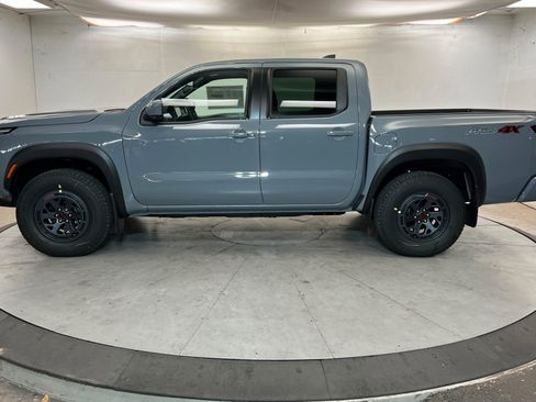 New 2026 Nissan Frontier PRO-4X w/ Pro-4x Convenience Package AWD/4WD image 2