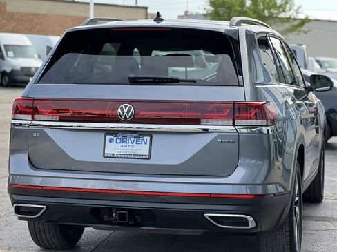 Used 2024 Volkswagen Atlas SE AWD/4WD image 37