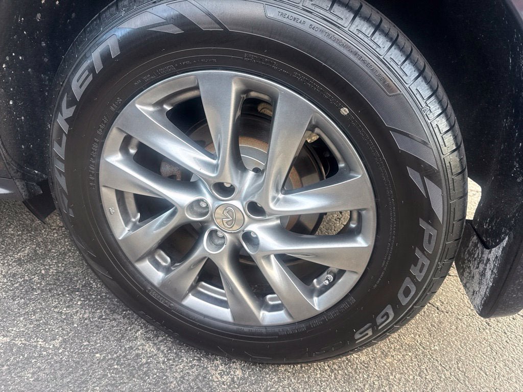 Used 2015 INFINITI QX60 Luxe w/ Premium Plus Package AWD/4WD image 16